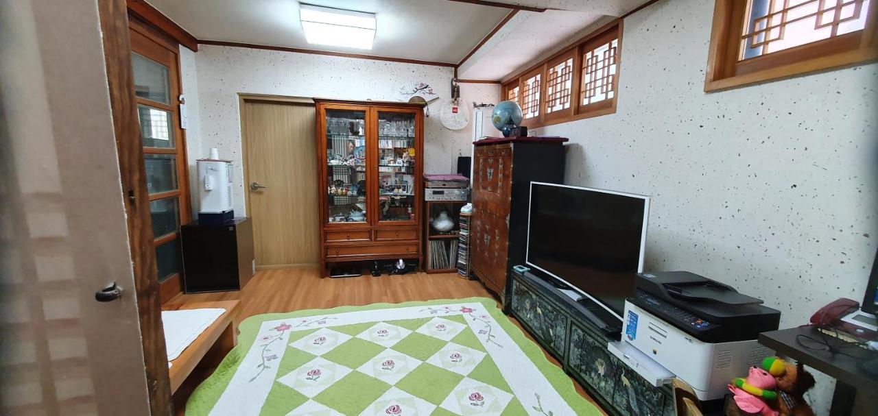 Seochon Guesthouse Сеул Экстерьер фото