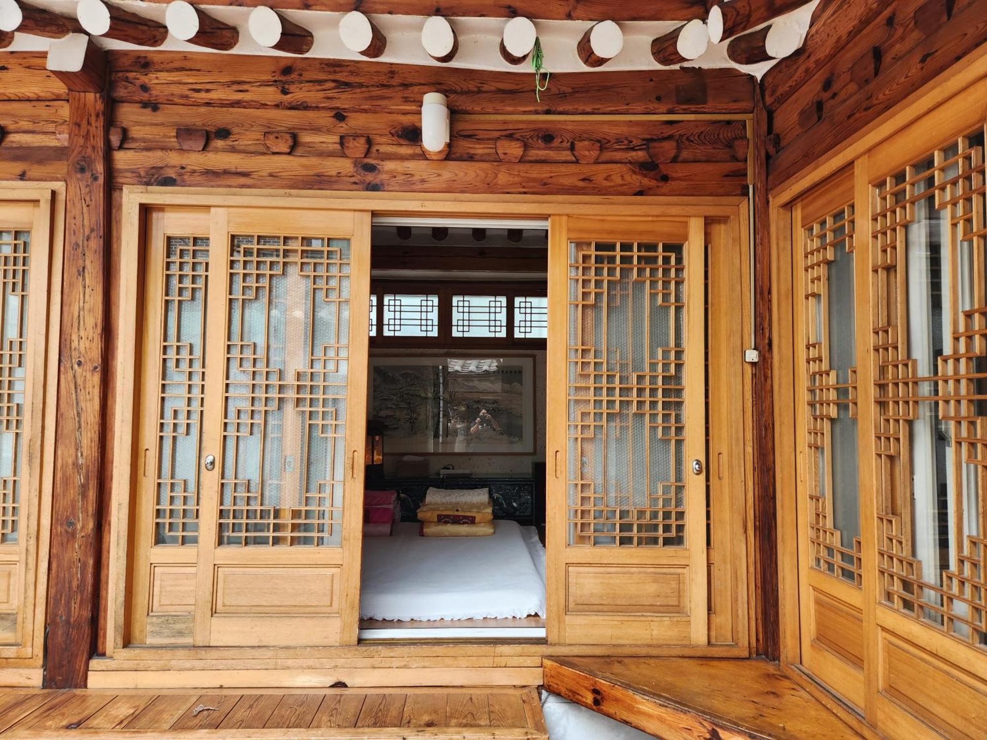 Seochon Guesthouse Сеул Экстерьер фото